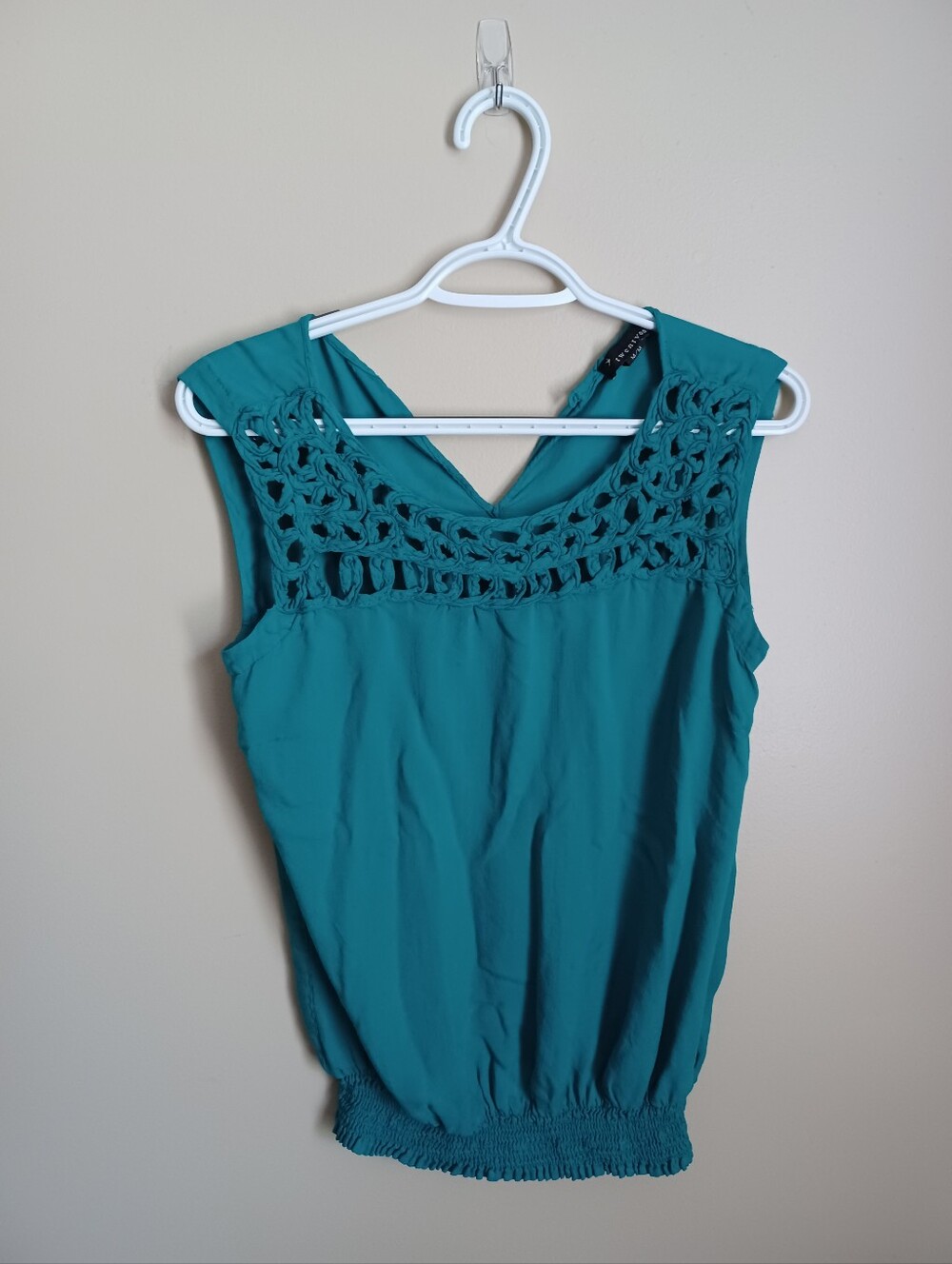 Women's Size M Twenty One Green Rayon Shirt Tank Top Summer Clothes Fashion